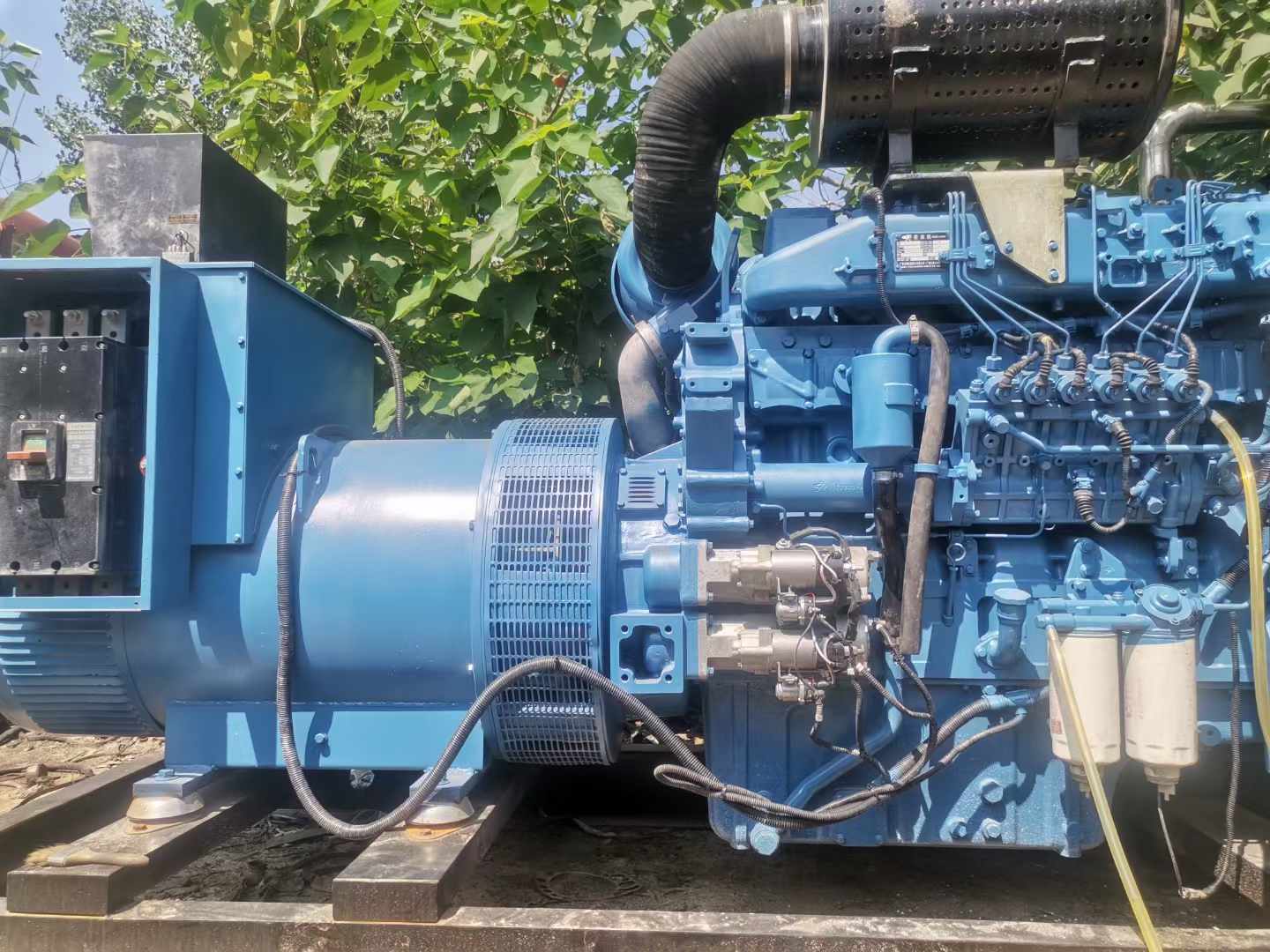 穆棱详细说明降低 800kW 柴油发电机输出电流波动的方法