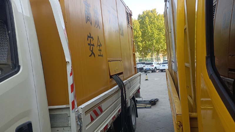 穆棱如何判断柴油发电机组和UPS电源的切换时间是否符合要求？